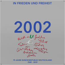 Laden Sie das Bild in den Galerie-Viewer, 2002