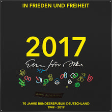 Laden Sie das Bild in den Galerie-Viewer, 2017