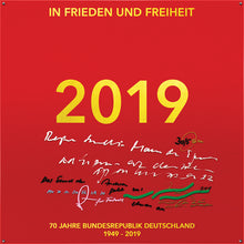 Laden Sie das Bild in den Galerie-Viewer, 2019